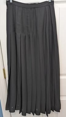 Bergdorf Goodman Skirt Vintage Midi Pleated Dark Academia Back To School Fall